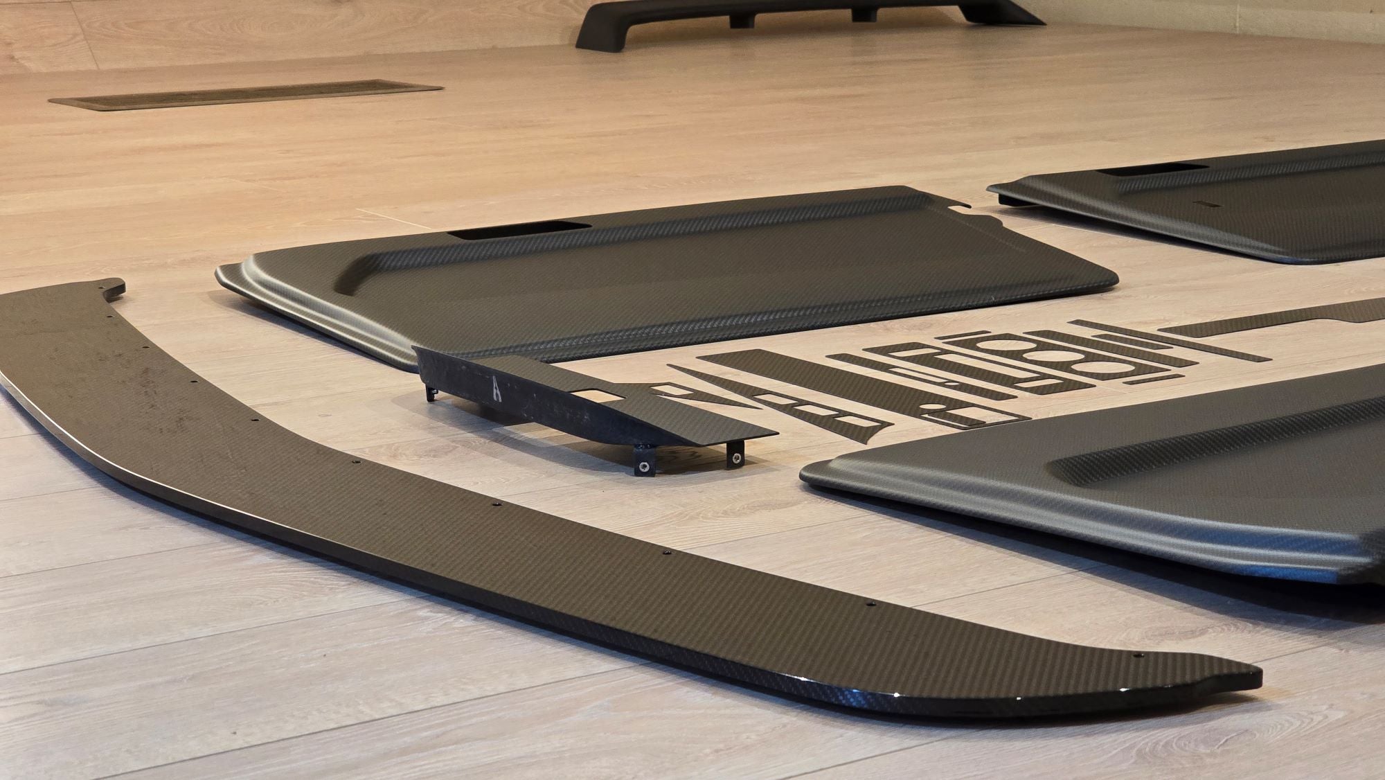 Carbon fiber splitter - for W201 Evolution 1