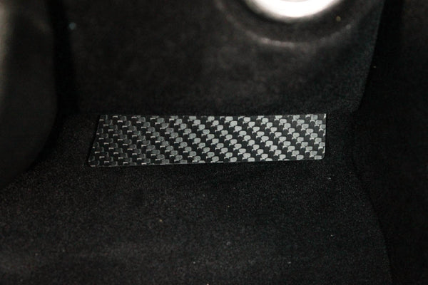 Knee bolster - Carbon fiber trim