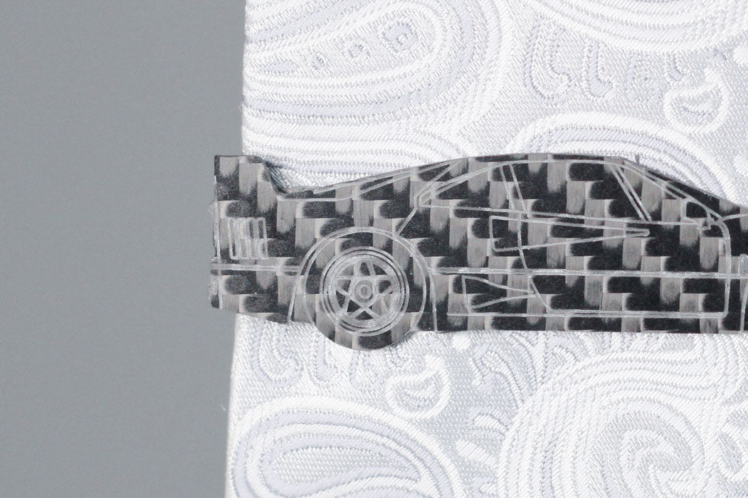 F40 carbon fiber tie clip, rear detail
