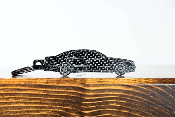 E55 AMG carbon fiber keychain