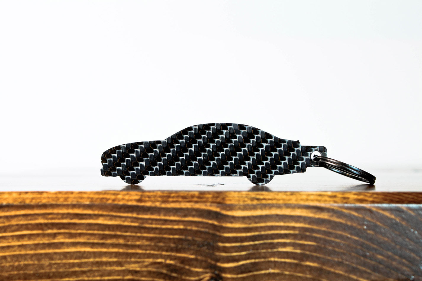 E63s AMG (W213) carbon fiber keychain