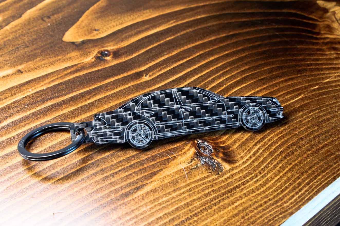 E55 AMG carbon fiber keychain