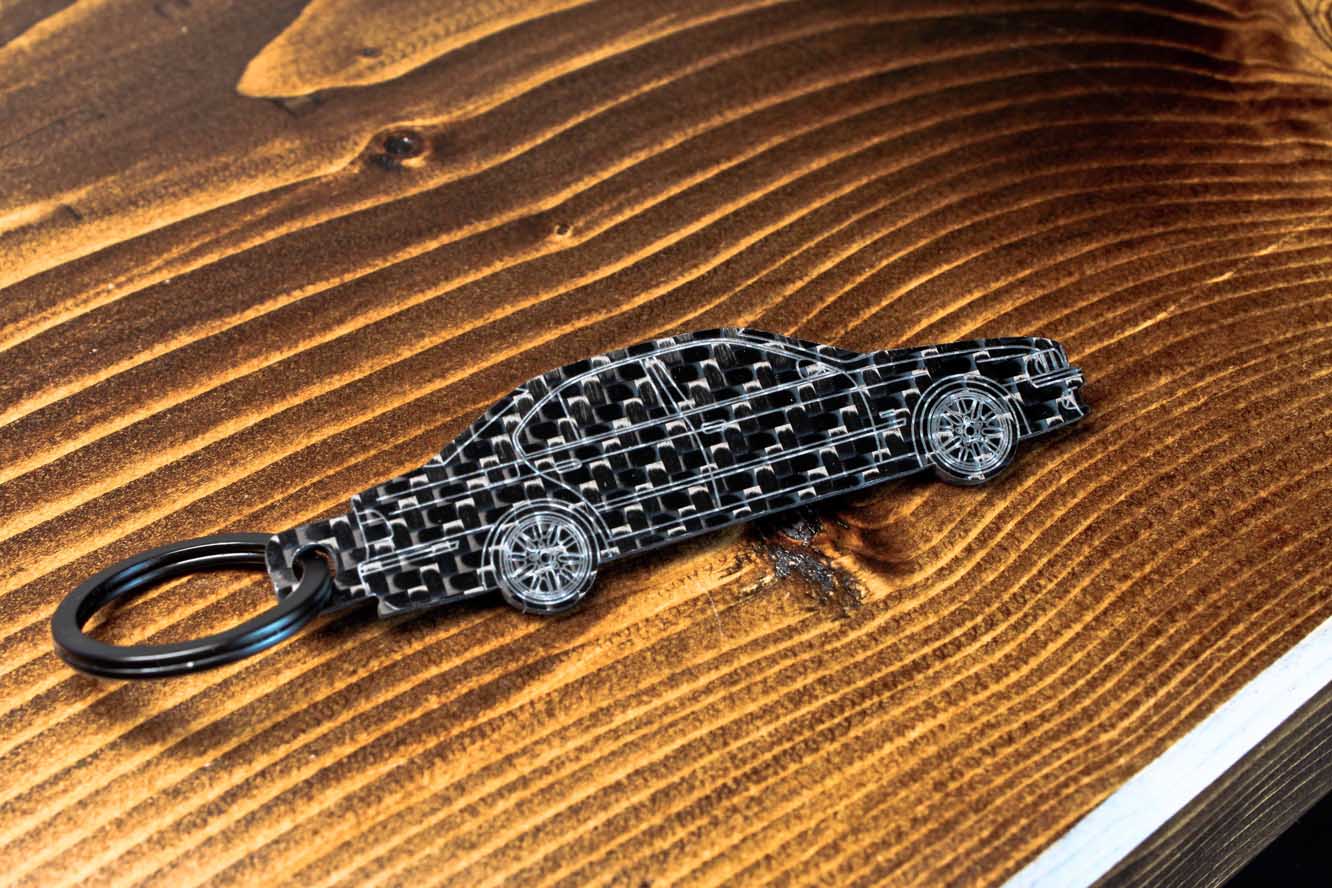 BMW M5 (E39) carbon fiber keychain