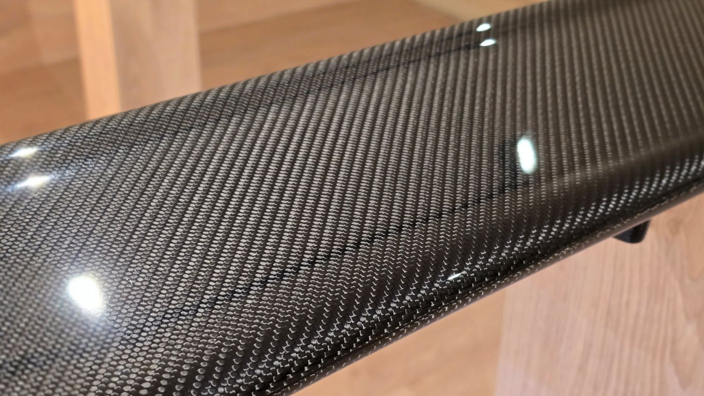 Carbon fiber '2.3-16v' wing