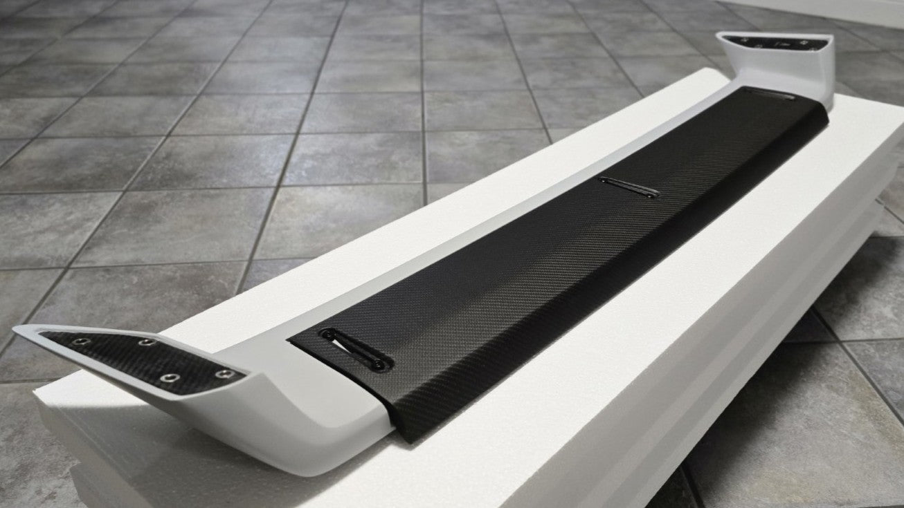 Wing with Adjustable Flap