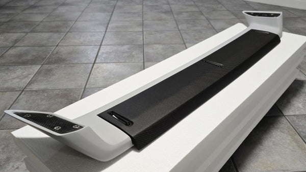 Wing with Adjustable Flap