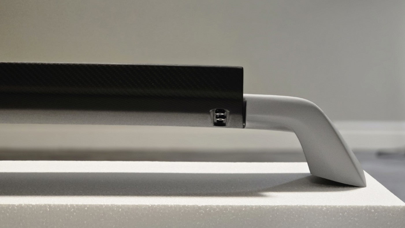 Wing with Adjustable Flap