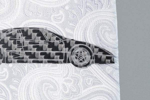 F40 carbon fiber tie clip, front detail