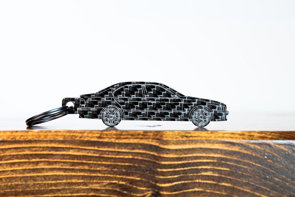 BMW M5 (E39) carbon fiber keychain